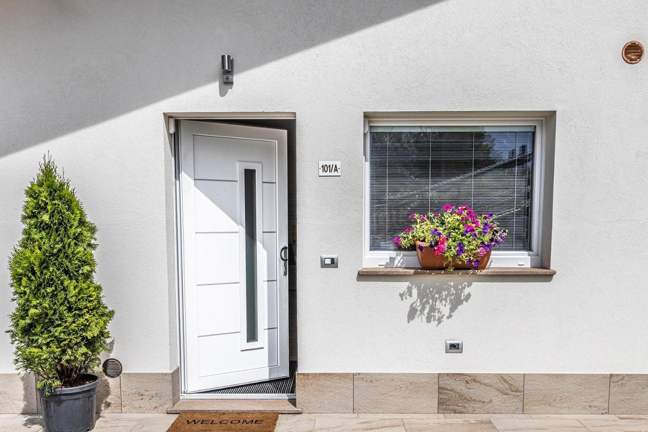A&g - Elegante Casa 100 Mq Su Due Piani Con Wi-fi-giardino-parcheggio Holiday home *