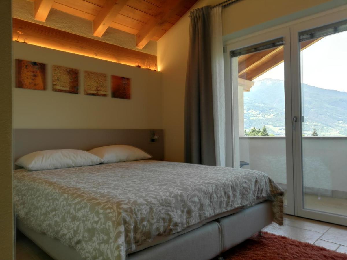 A&g - Elegante Casa 100 Mq Su Due Piani Con Wi-fi-giardino-parcheggio Aosta